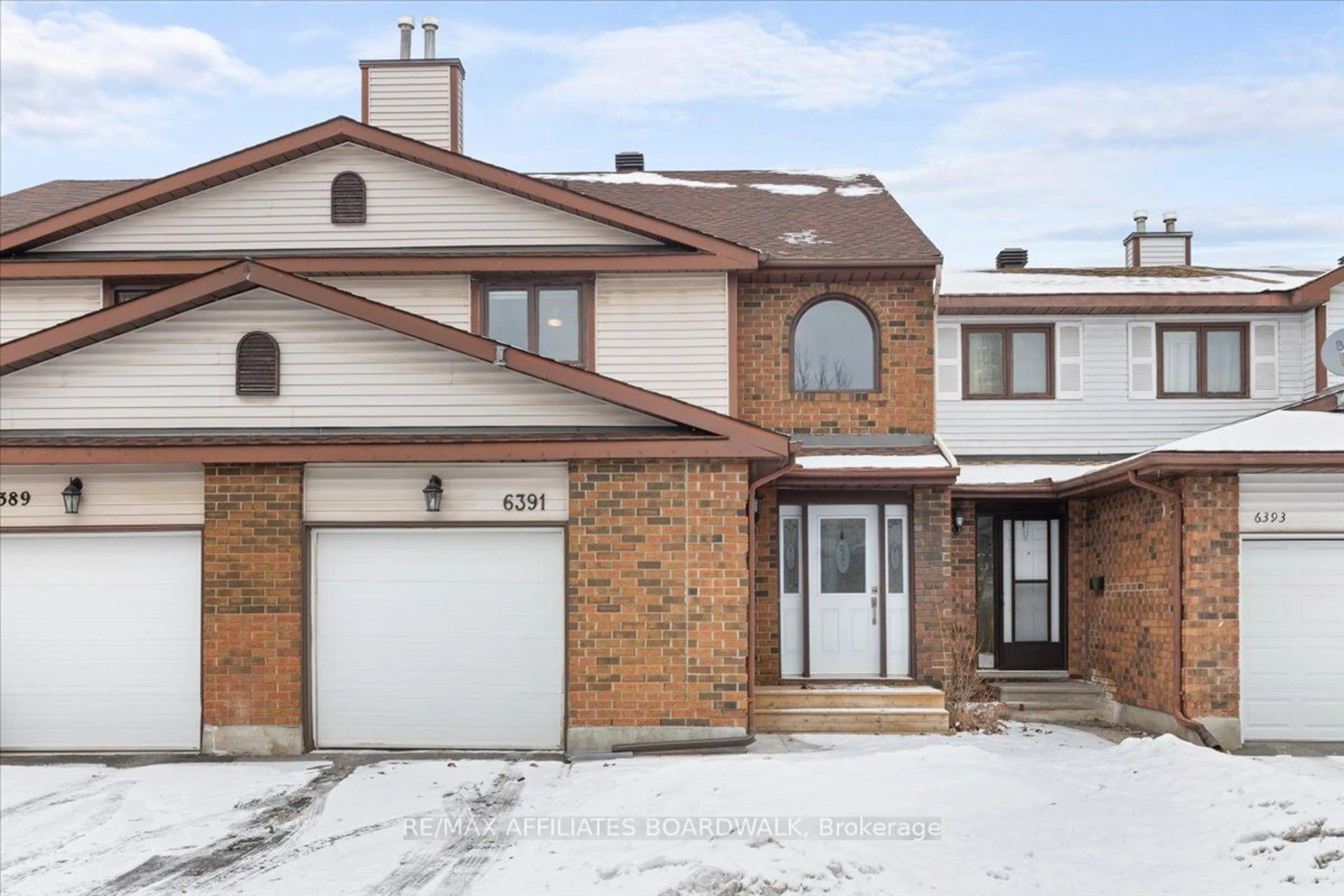 Home with brick exterior material, street for 6391 Nuggett Dr, Orleans - Convent Glen and Area Ontario K1C 4X9