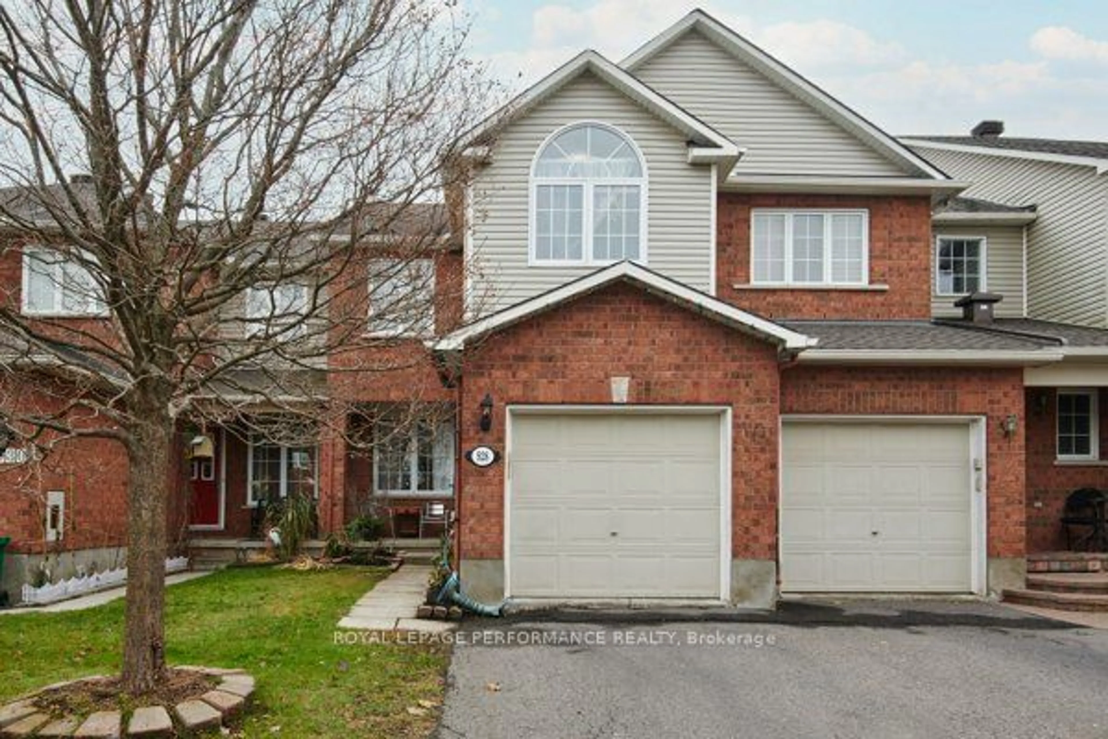 Home with brick exterior material, street for 928 Goose River Ave, Blossom Park - Airport and Area Ontario K1V 1T7