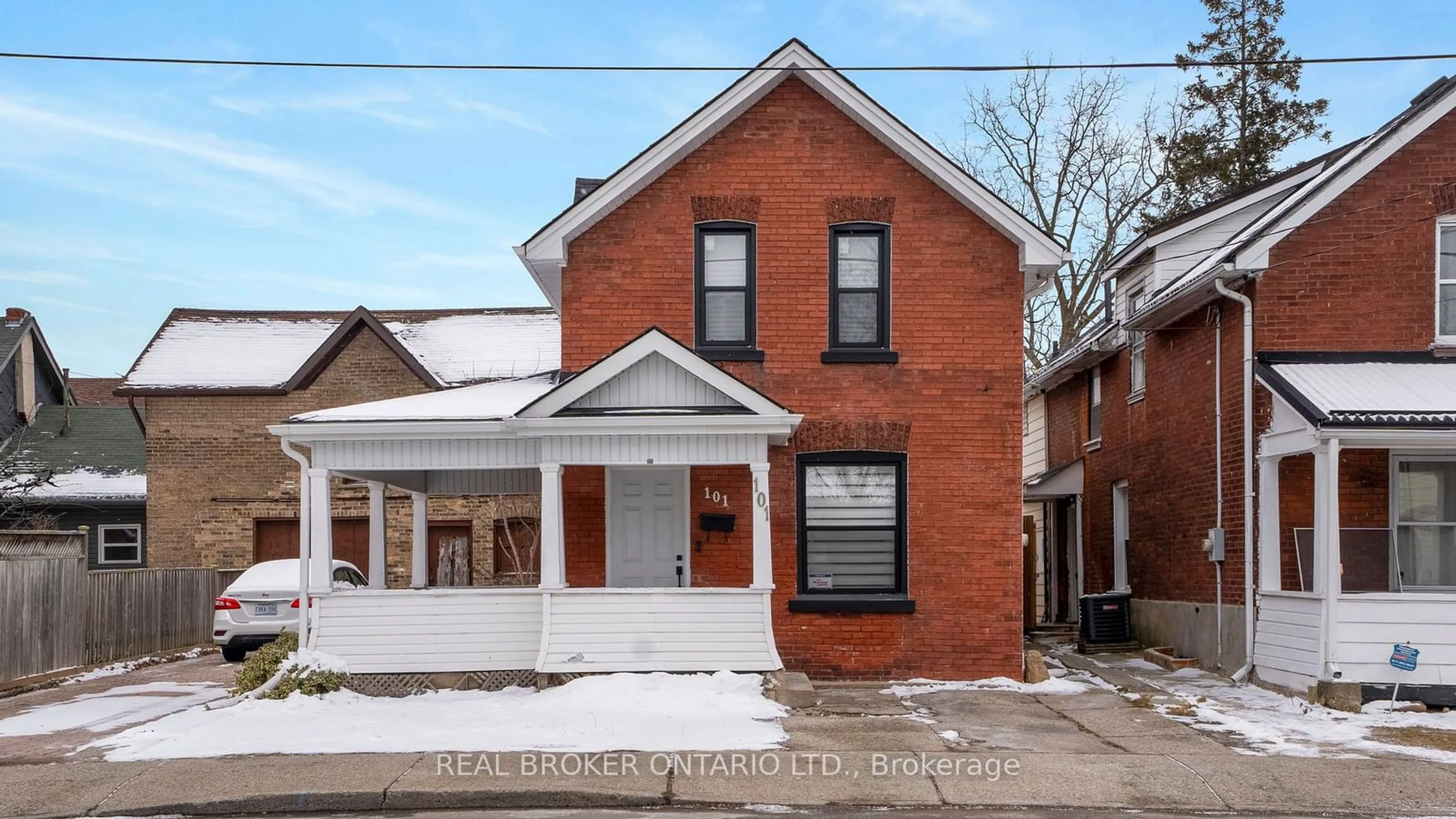 Home with brick exterior material, street for 101 Murray St, Brantford Ontario N3S 5P3