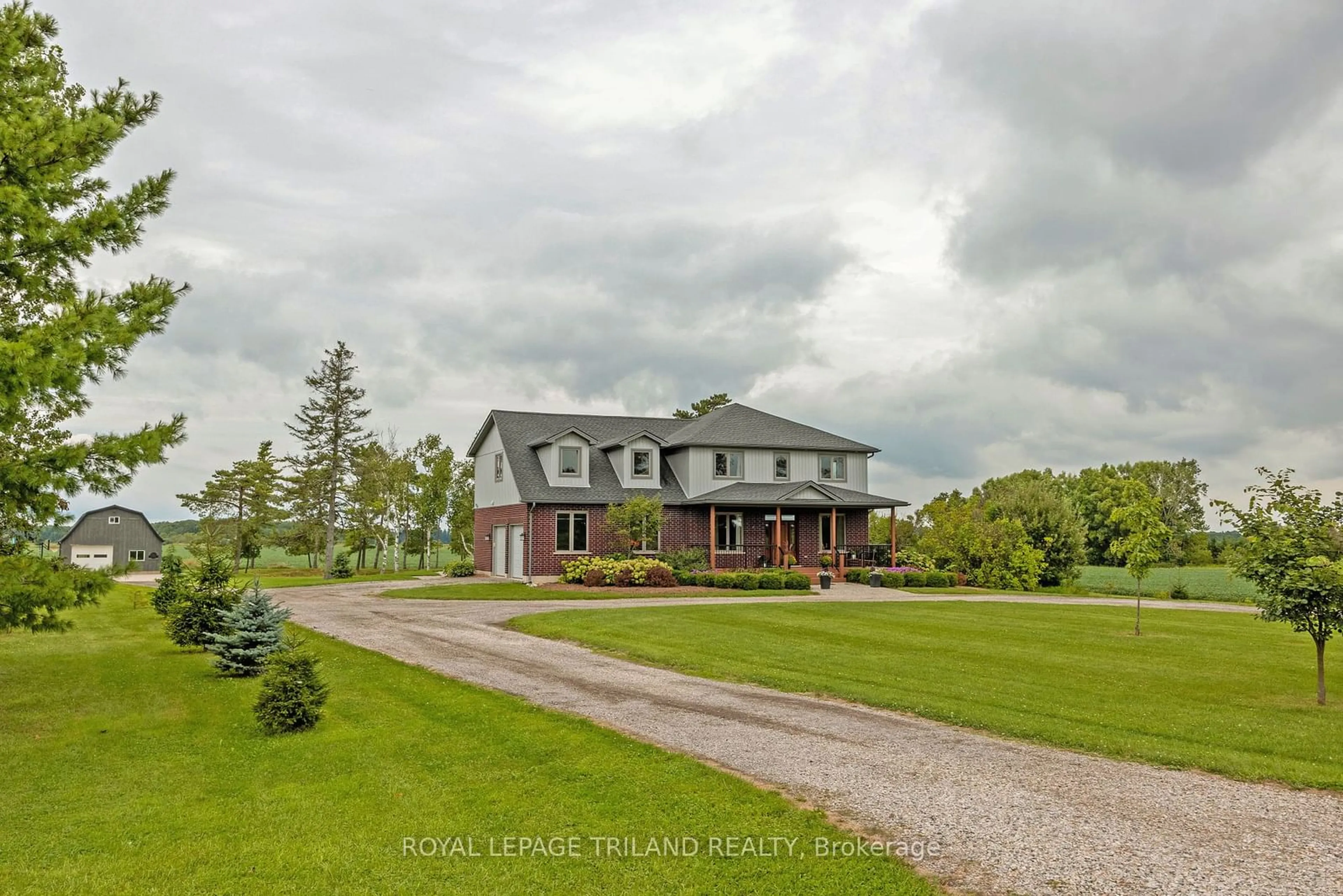 A pic from outside/outdoor area/front of a property/back of a property/a pic from drone, unknown for 39564 Fingal Line, Southwold Ontario N5P 3S5