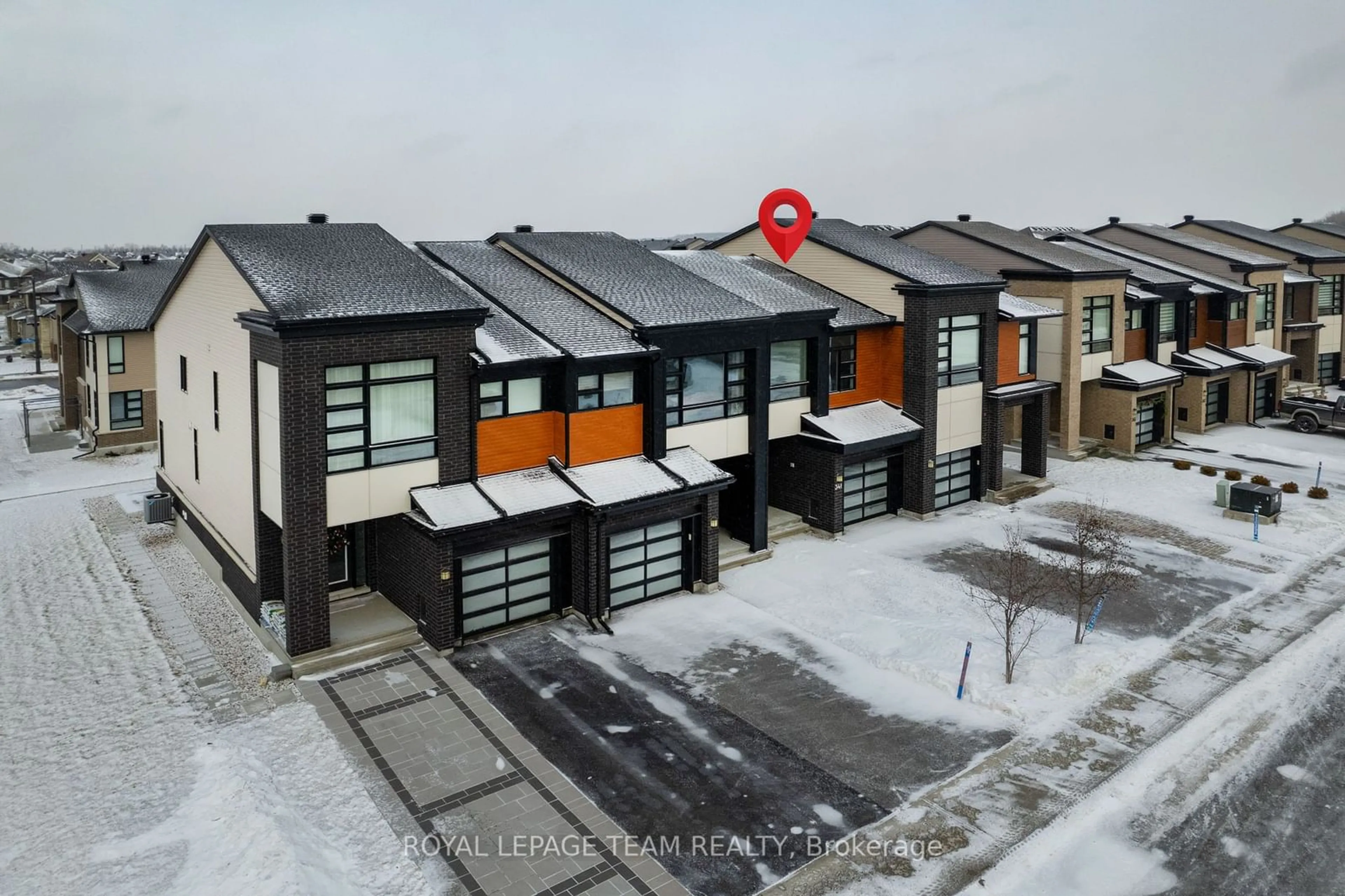 A pic from outside/outdoor area/front of a property/back of a property/a pic from drone, street for 341 Big Dipper St, Blossom Park - Airport and Area Ontario K4M 0J3