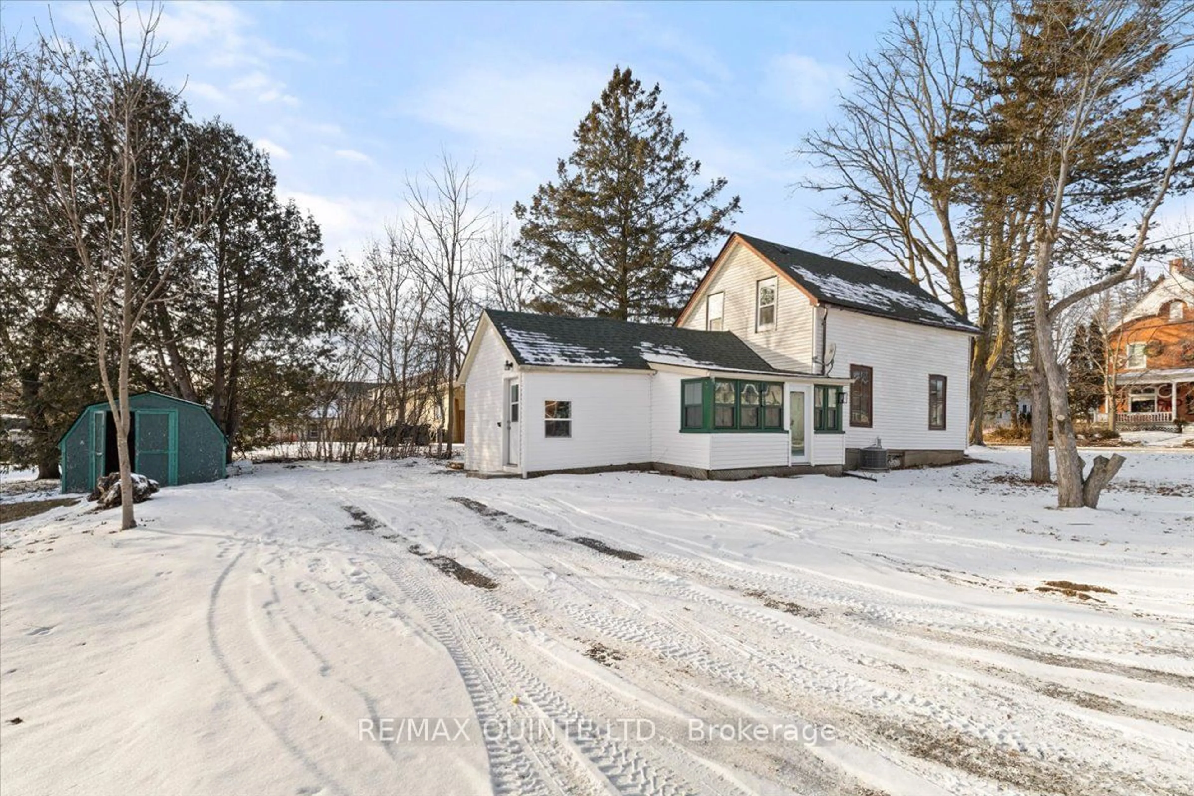 A pic from outside/outdoor area/front of a property/back of a property/a pic from drone, unknown for 171 Front St, Stirling-Rawdon Ontario K0K 3E0