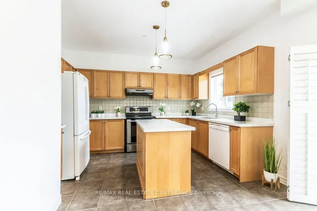 Additional property image - 252 Thorner Dr