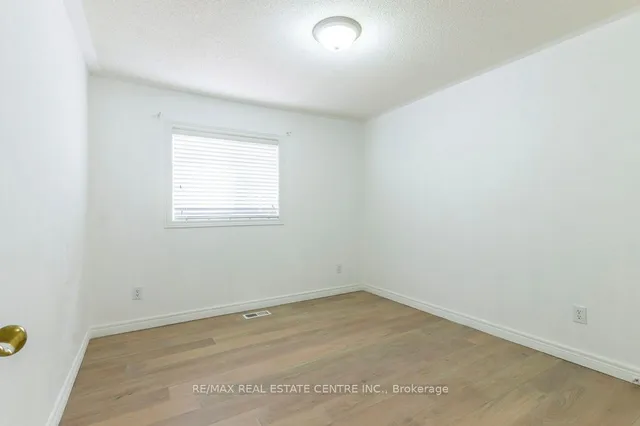 Additional property image - 252 Thorner Dr