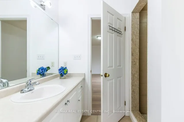 Additional property image - 252 Thorner Dr