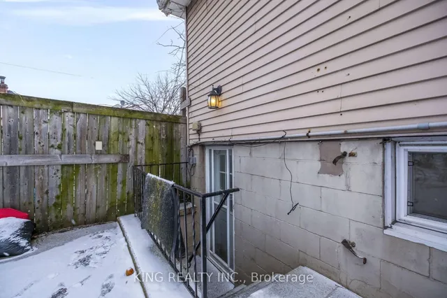 Additional property image - 229 Picton St