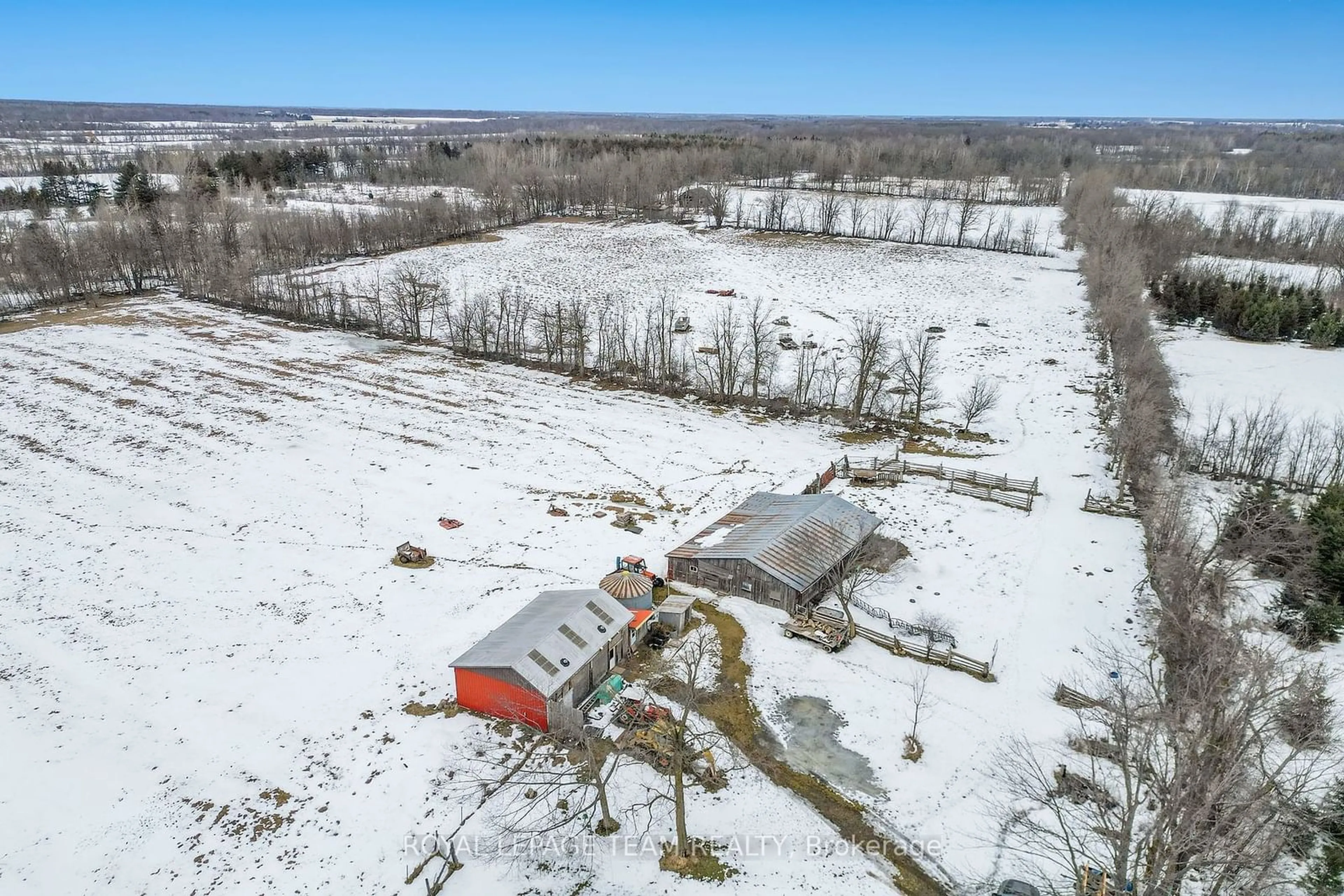 A pic from outside/outdoor area/front of a property/back of a property/a pic from drone, building for 3159 8th Line Rd, Greely - Metcalfe - Osgoode - Vernon and Area Ontario K0A 2P0