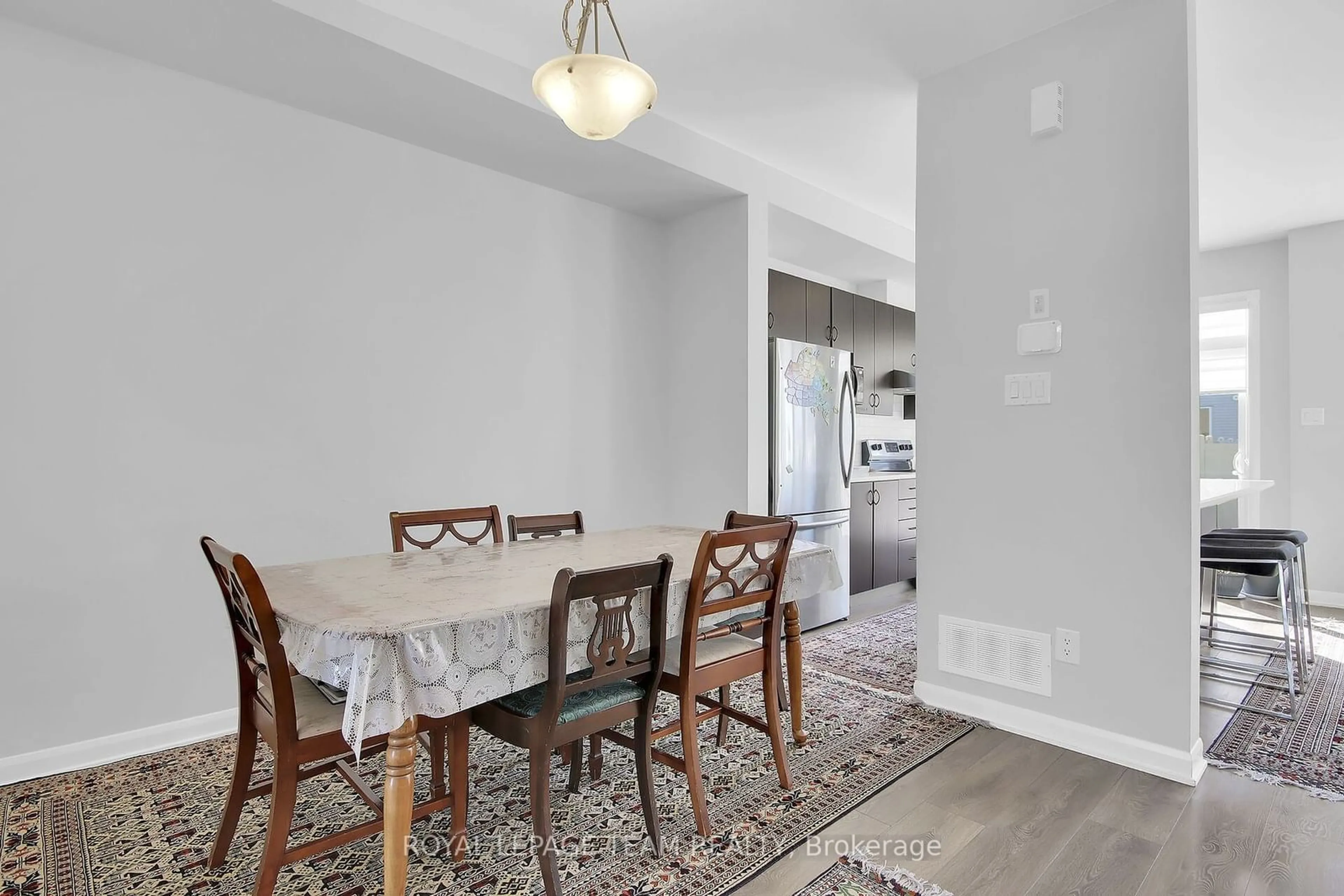 Dining room, unknown for 41 Finglas Crt, Barrhaven Ontario K2J 6Y6