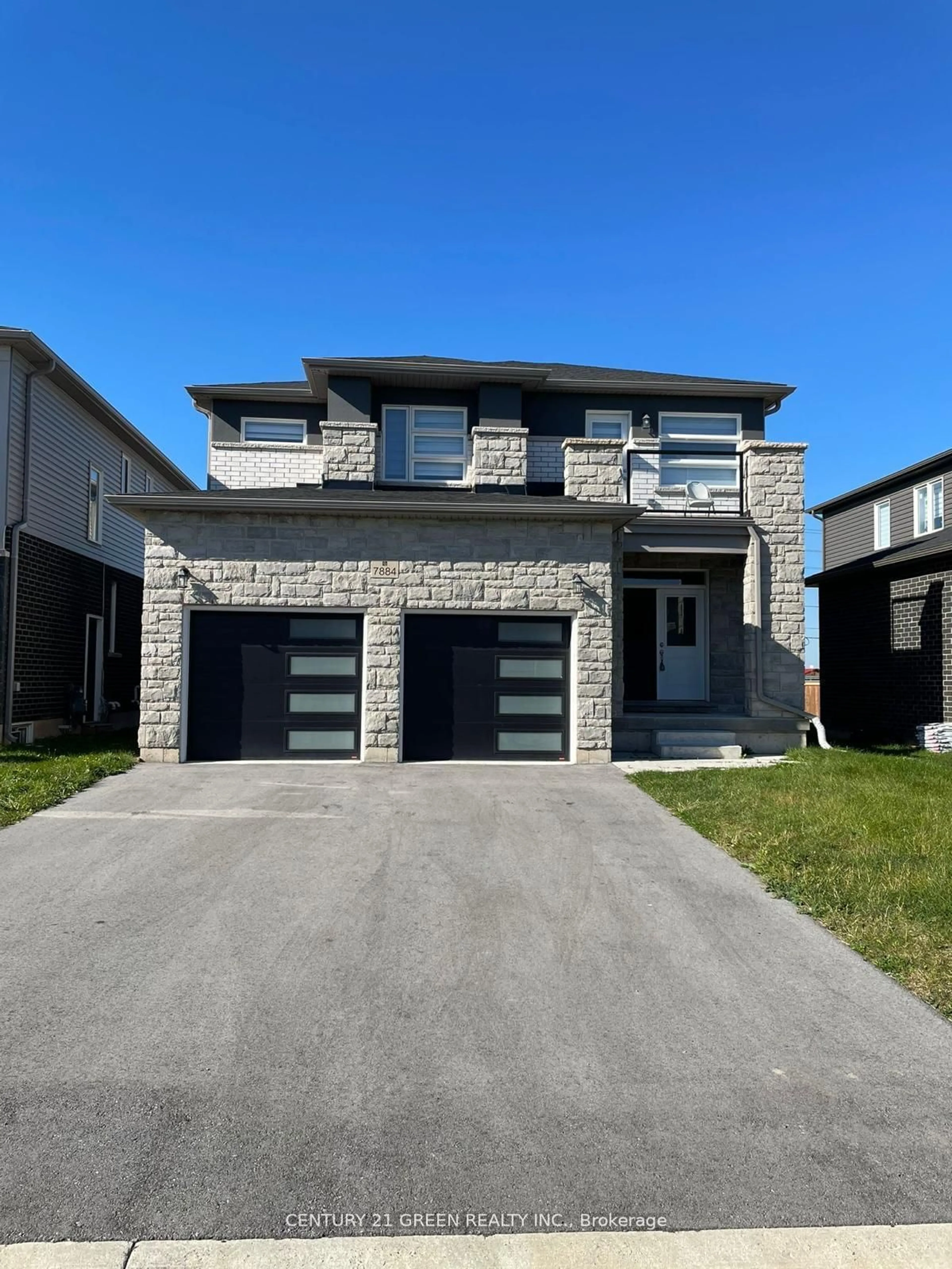 Home with brick exterior material, street for 7884 Seabiscuite Dr, Niagara Falls Ontario L2H 3T9