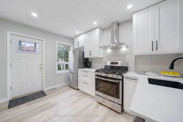 Additional property image - 98 Cope St
