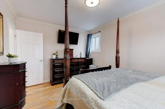 Additional property image - 139 West 3rd St