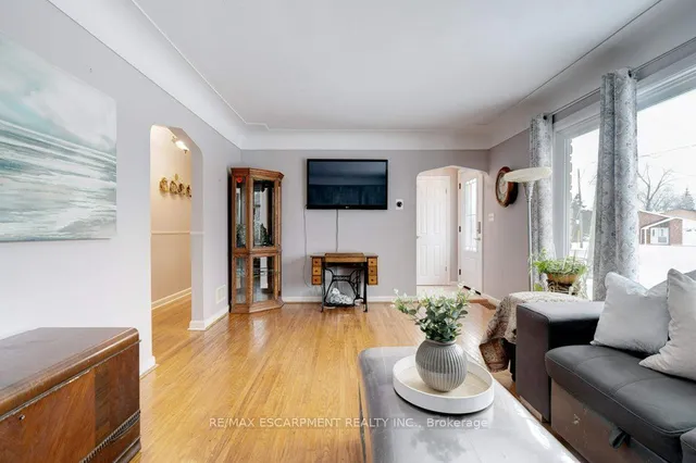 Additional property image - 139 West 3rd St
