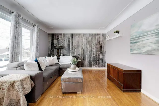 Additional property image - 139 West 3rd St