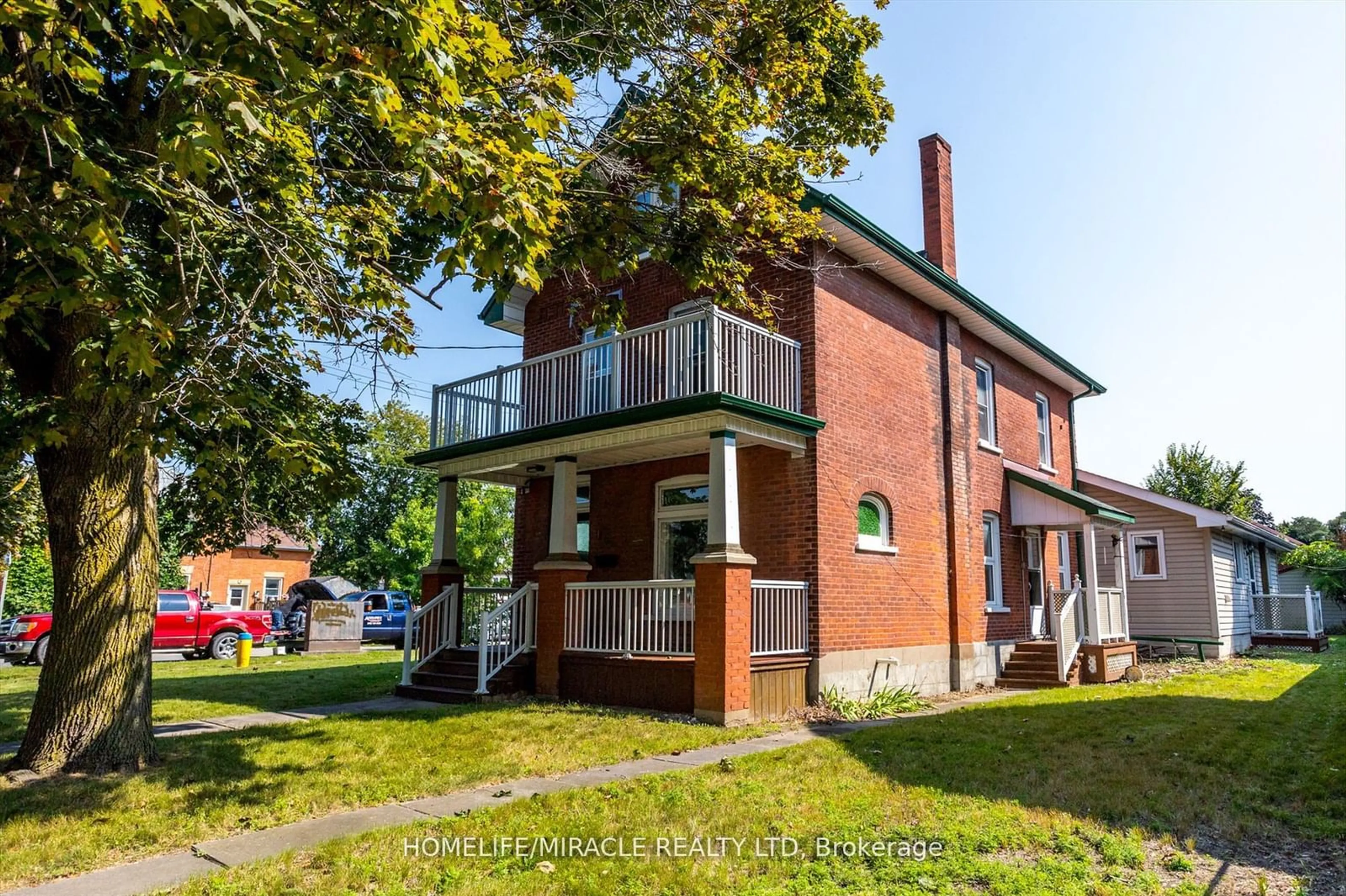 Home with brick exterior material, building for 966 MONAGHAN Rd, Peterborough Ontario K9J 5K5