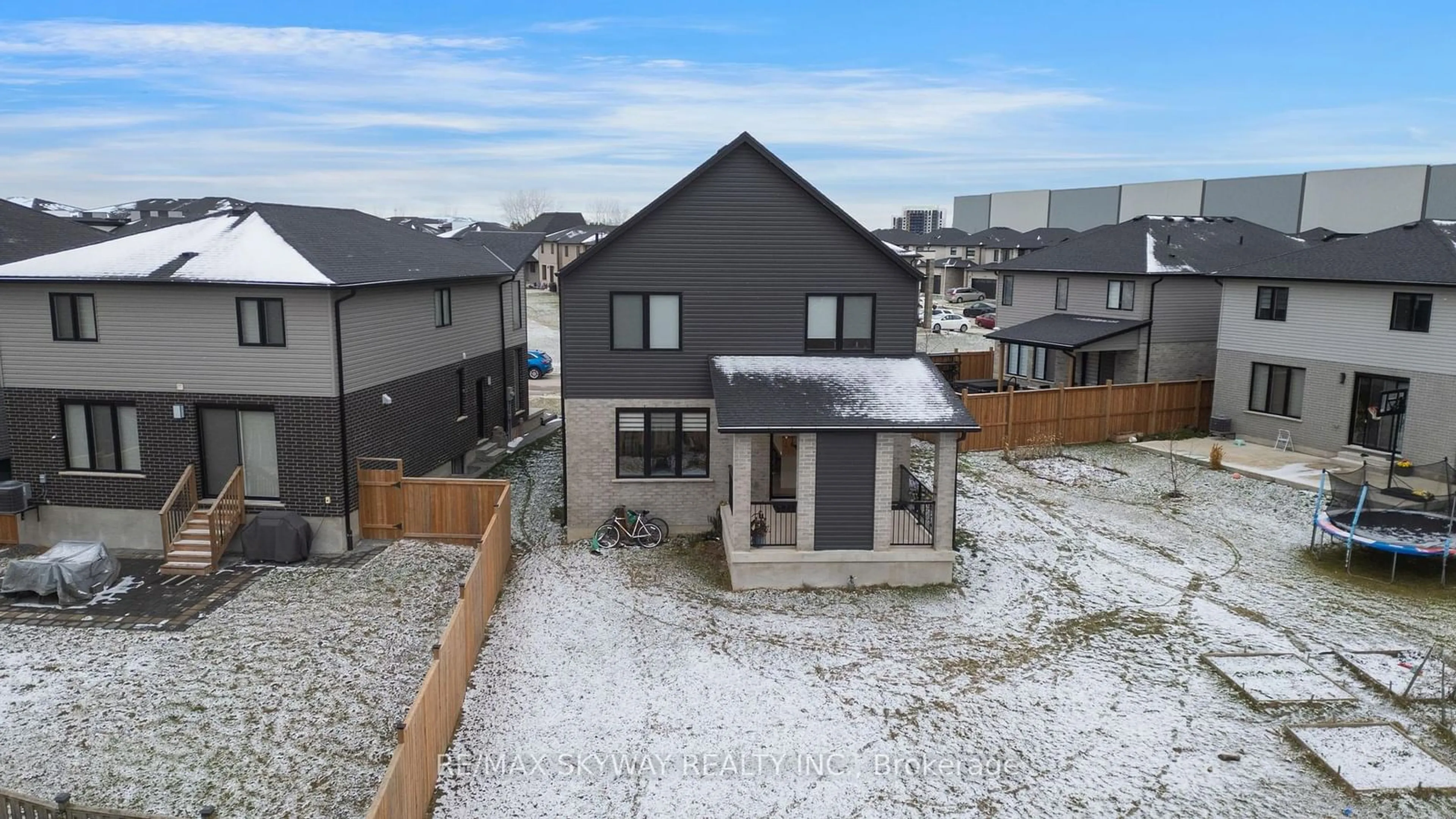 A pic from outside/outdoor area/front of a property/back of a property/a pic from drone, unknown for 3314 David Milne Way, London Ontario N6L 1K3