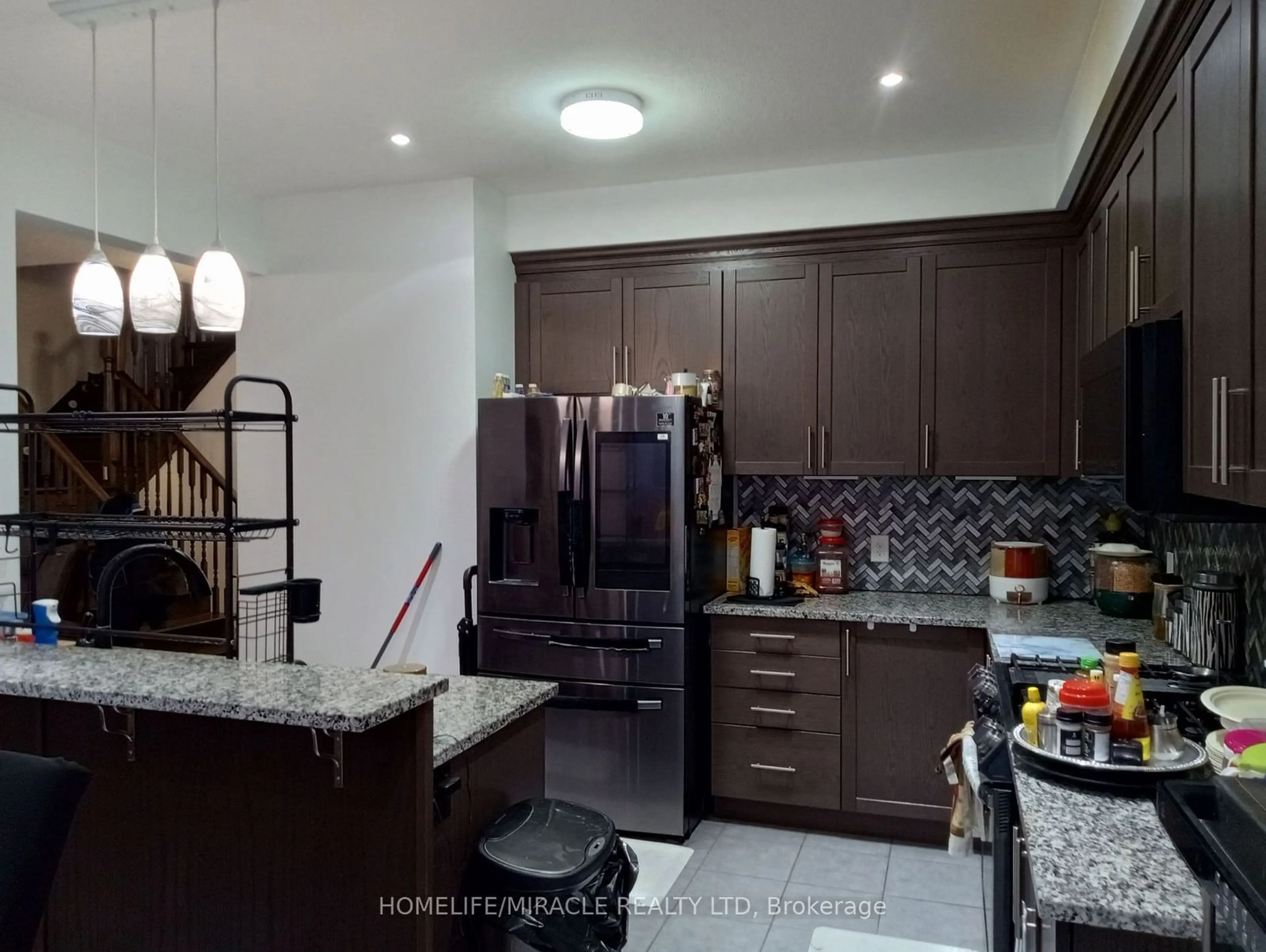 Open concept kitchen, unknown for 421 Freure Dr, Cambridge Ontario N1S 0B4