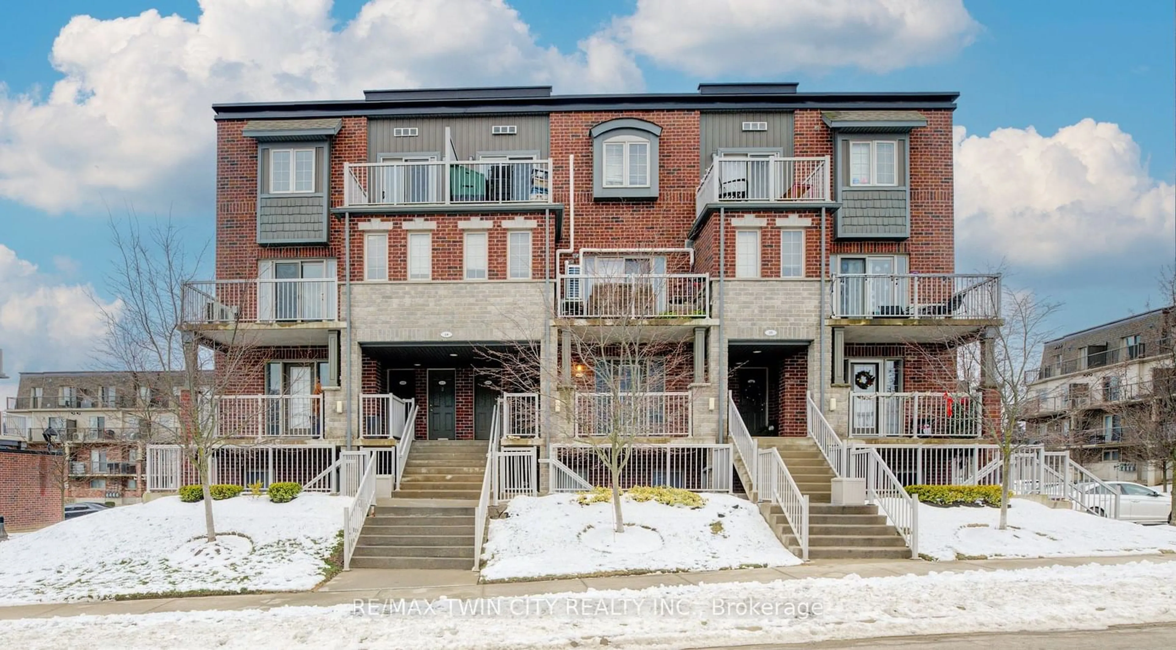 Unknown for 24 Sienna St #B, Kitchener Ontario N2R 0H6