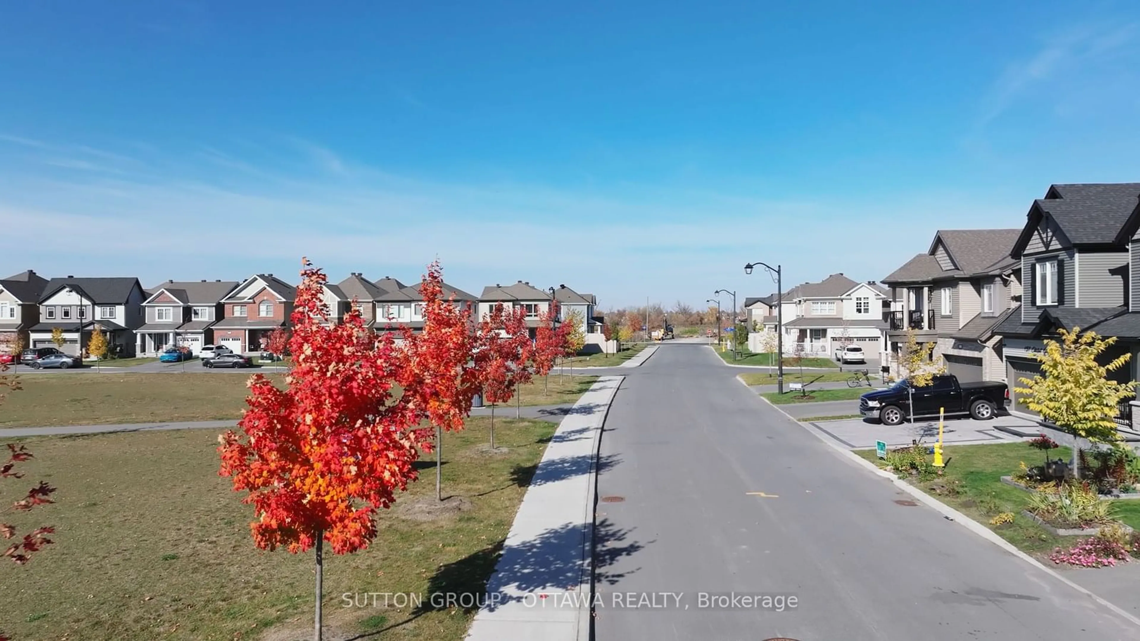 Blurry image for 139 Celestial Grve, Barrhaven Ontario K2J 6S8