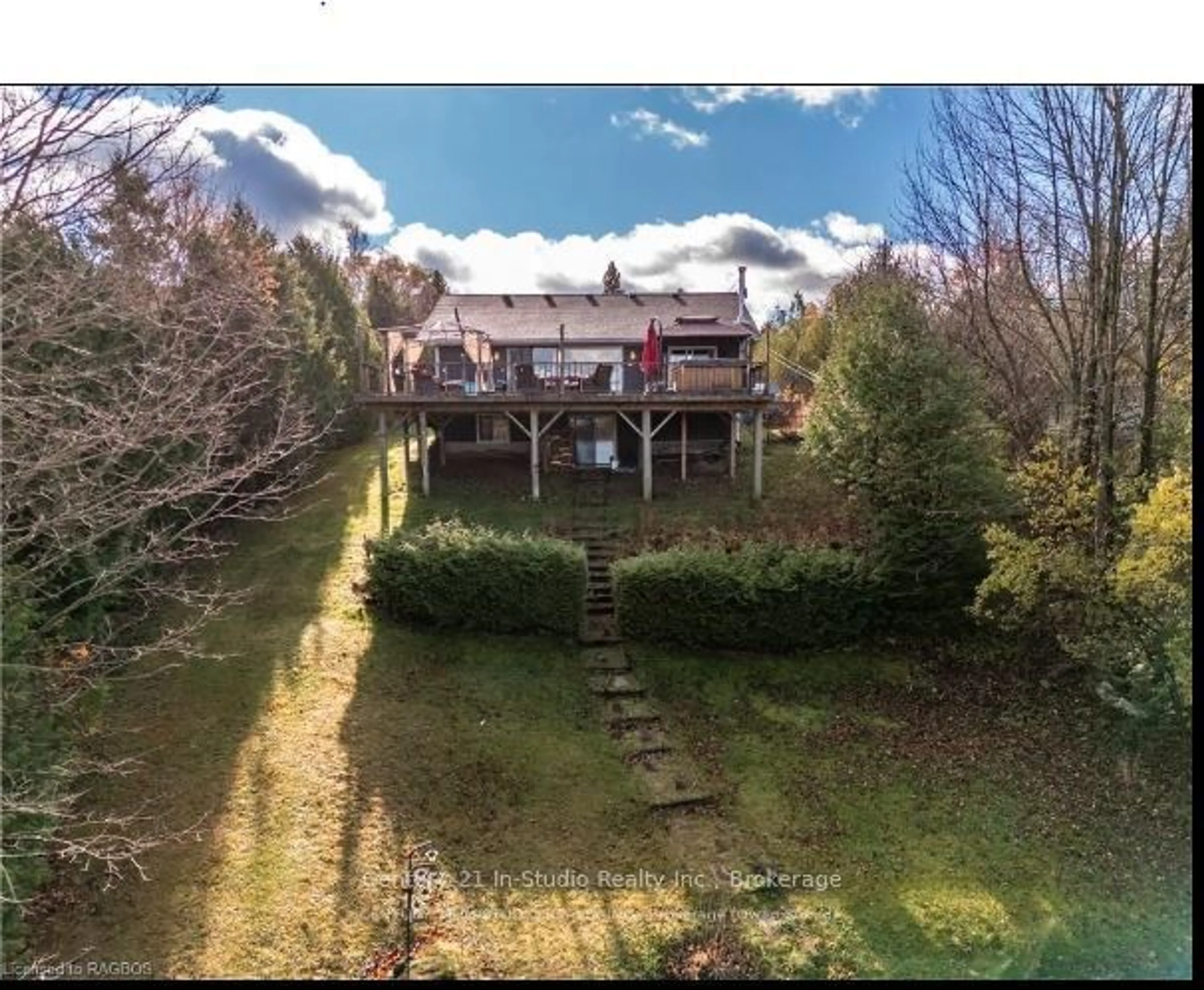 A pic from outside/outdoor area/front of a property/back of a property/a pic from drone, unknown for 474839 TOWNSEND LAKE Rd, West Grey Ontario N0C 1H0