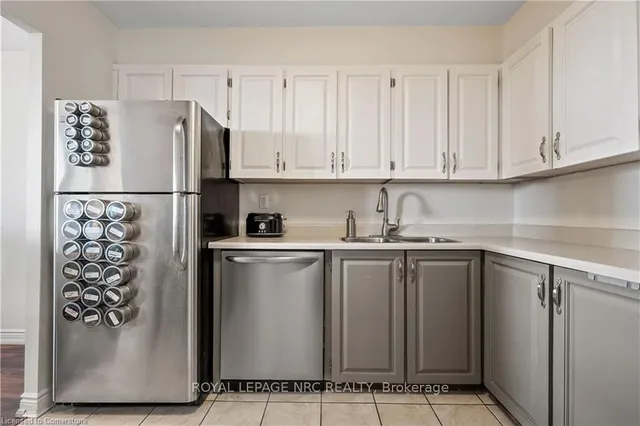 Additional property image - 500 GREEN Rd Unit 1414
