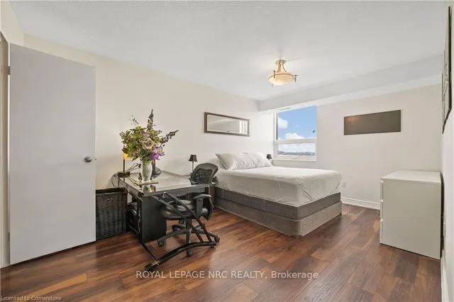Additional property image - 500 GREEN Rd Unit 1414