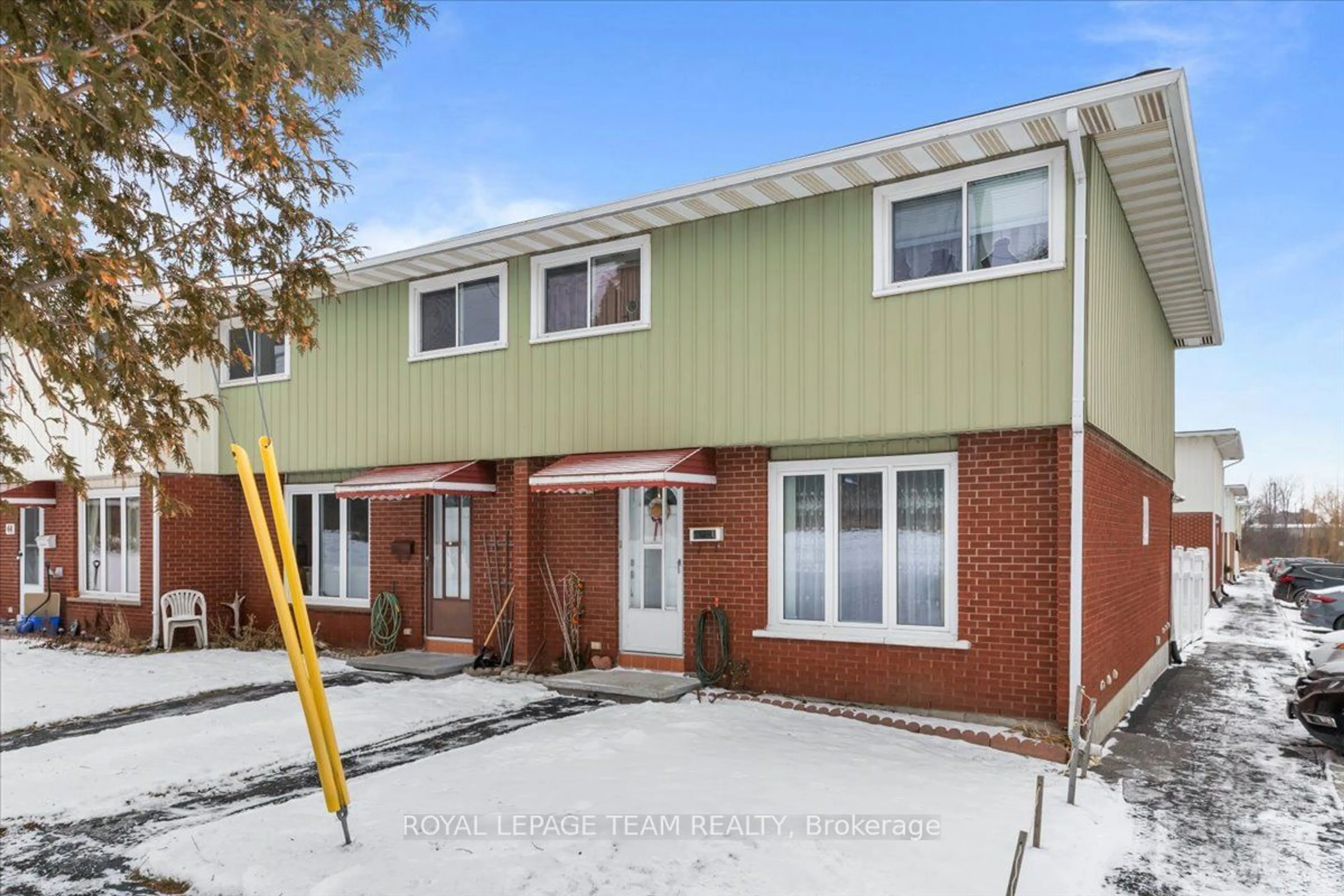 Home with brick exterior material, street for 1295 Ledbury Ave #40, Hunt Club - South Keys and Area Ontario K1V 6W6