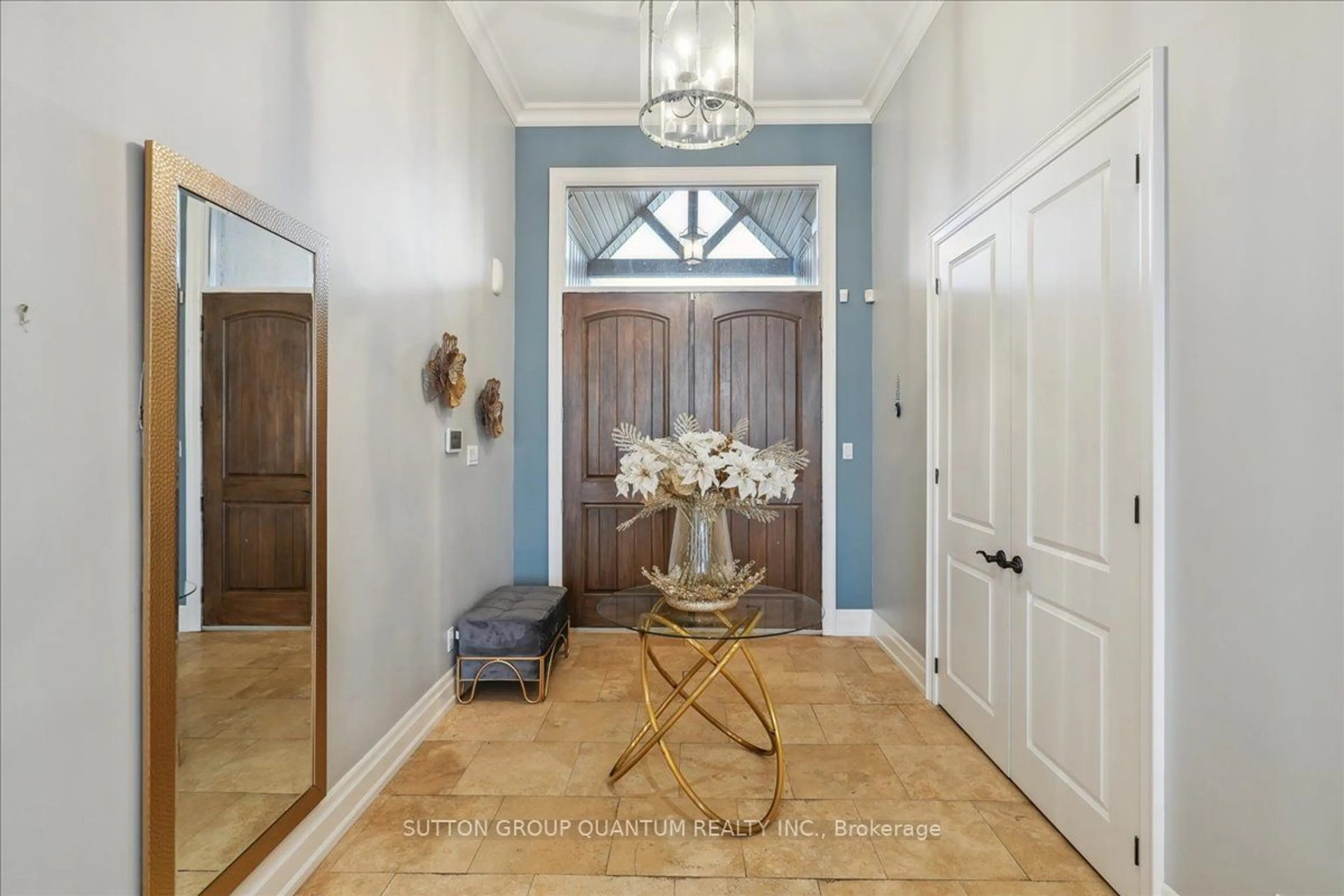 Indoor entryway for 71 Maltby Rd, Guelph Ontario N0B 2J0