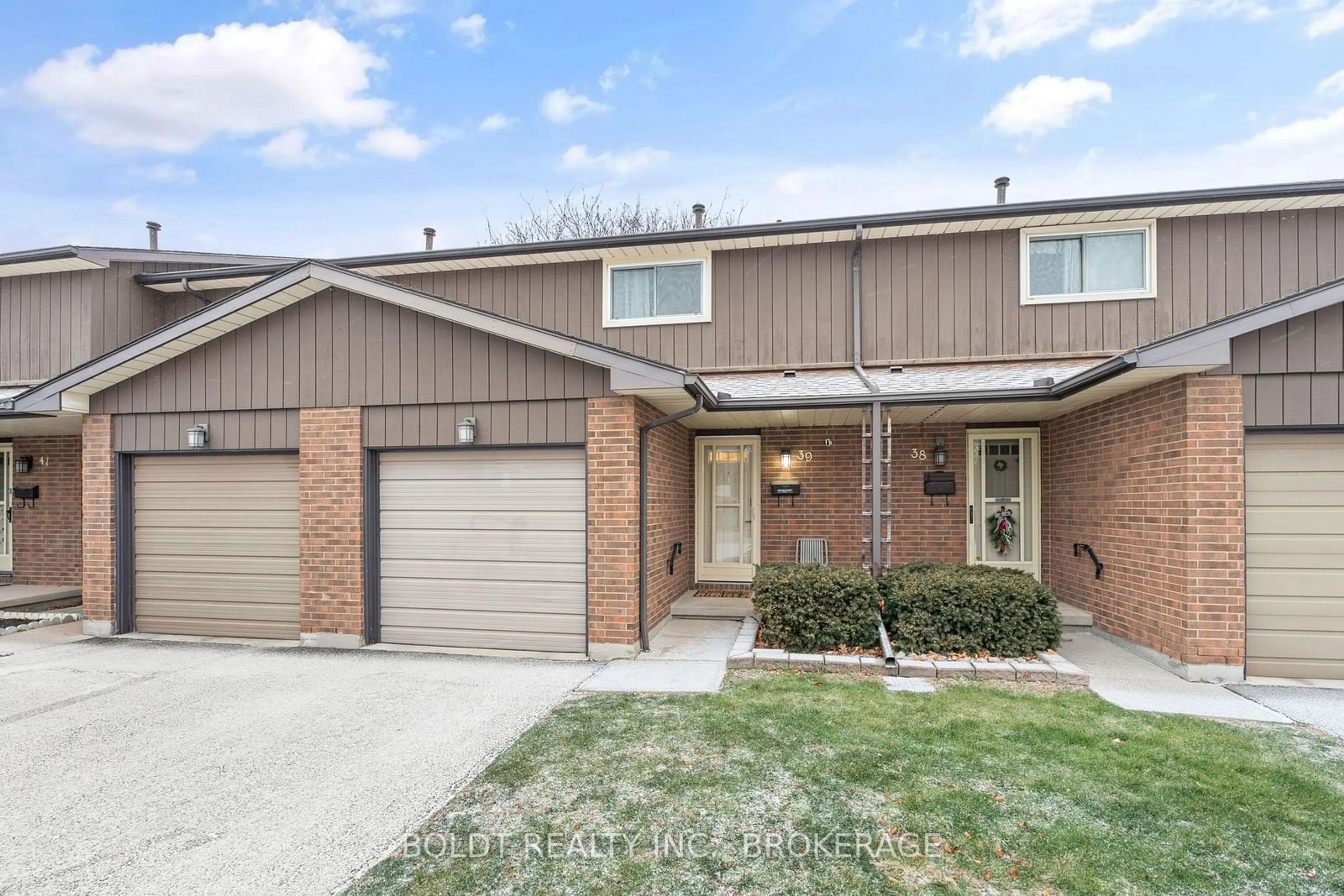 Home with brick exterior material, street for 64 Forster St #39, St. Catharines Ontario L2N 6T5