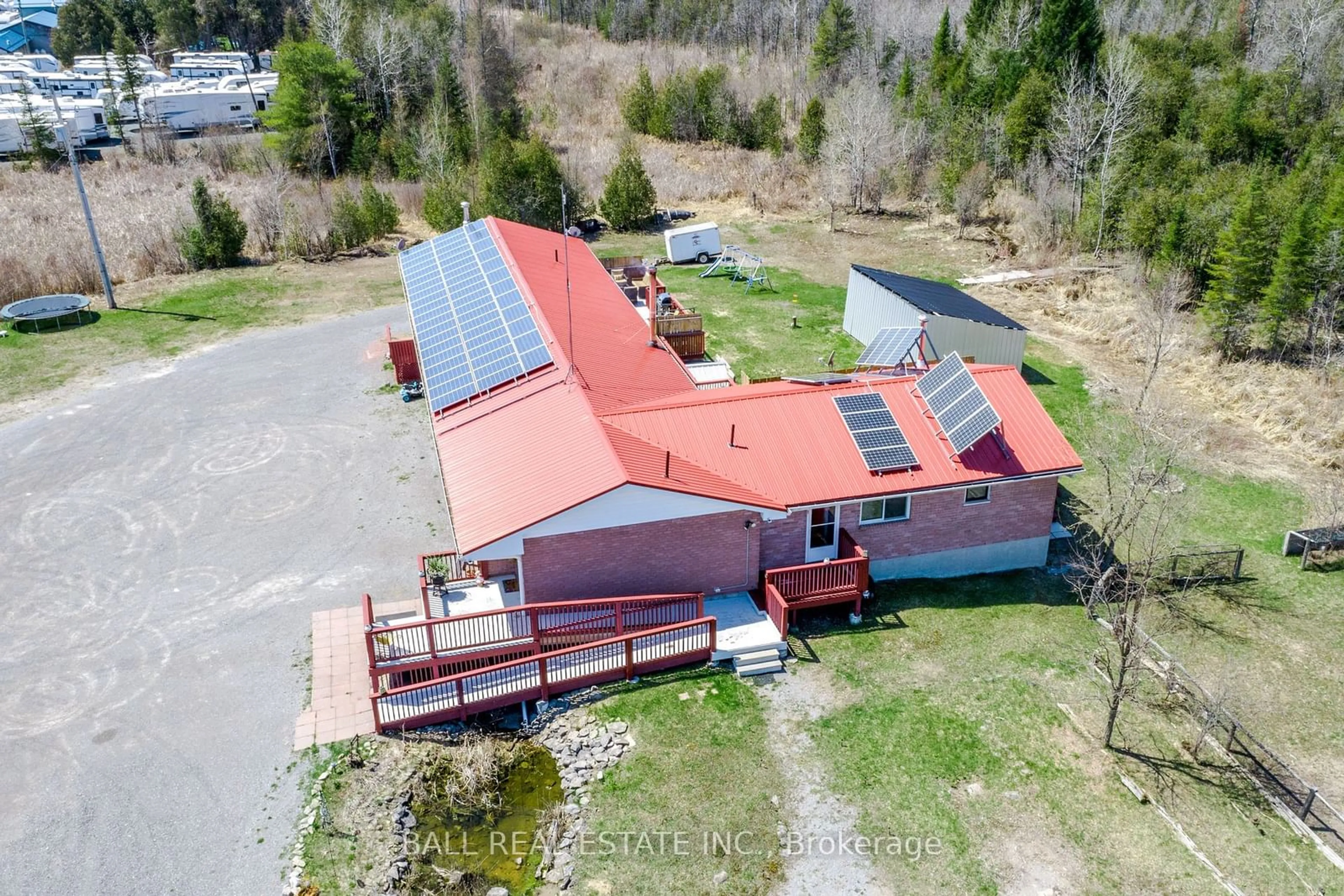 A pic from outside/outdoor area/front of a property/back of a property/a pic from drone, building for 5246 Highway 7, Havelock-Belmont-Methuen Ontario K0L 1Z0