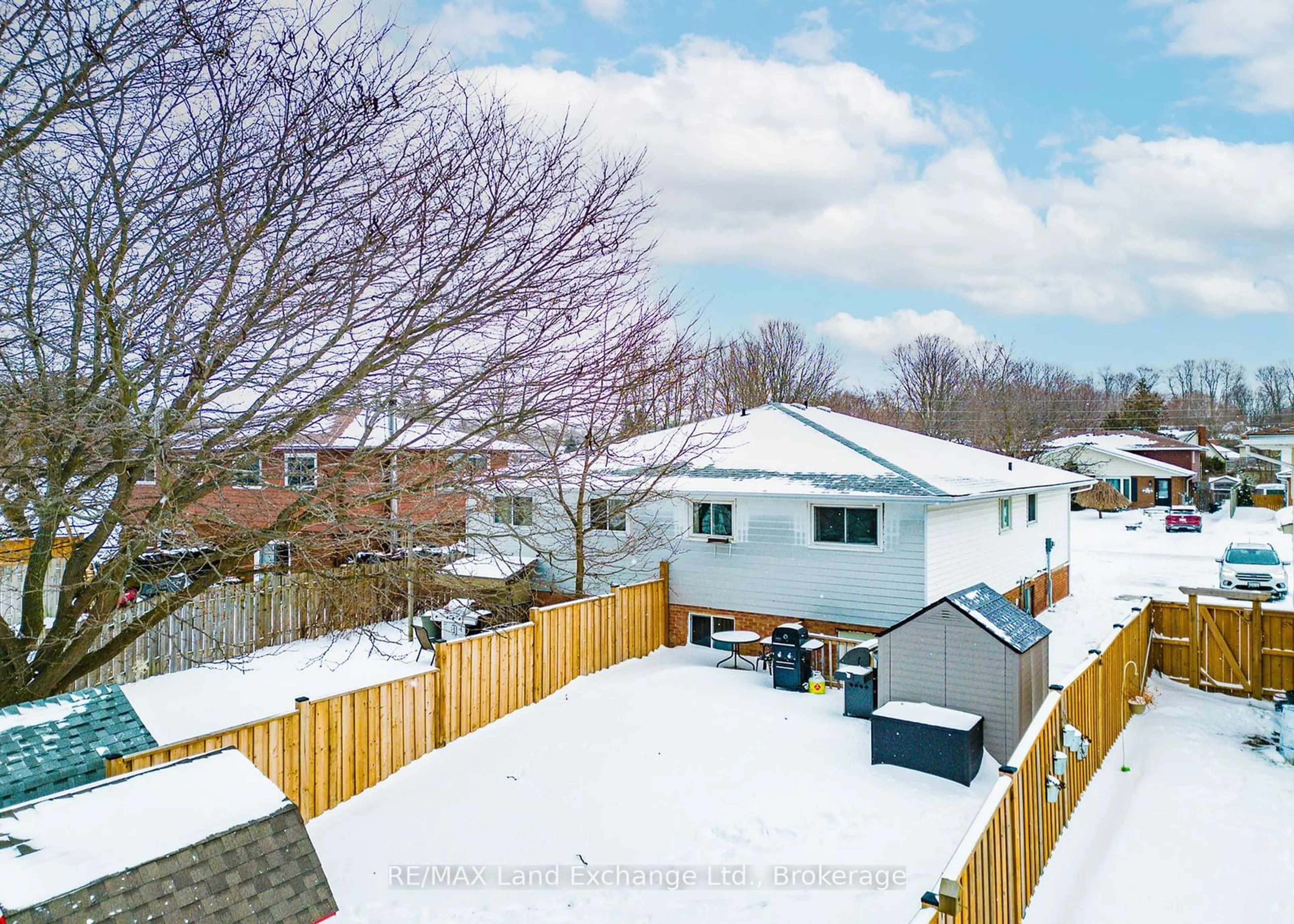 A pic from outside/outdoor area/front of a property/back of a property/a pic from drone, street for 364 Bricker St, Saugeen Shores Ontario N0H 2C1