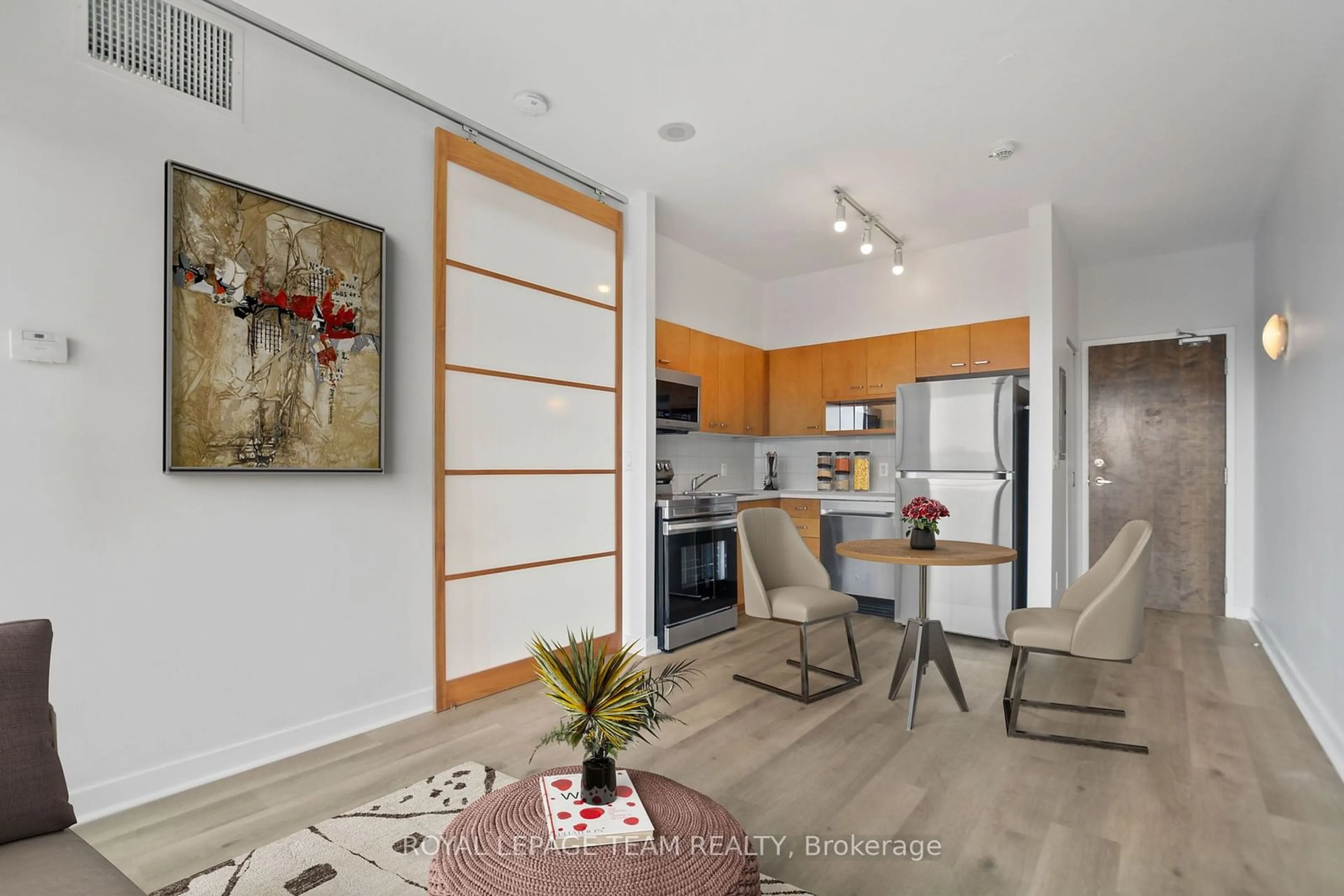 Open concept kitchen, unknown for 179 George St #1602, Lower Town - Sandy Hill Ontario K1N 1J8