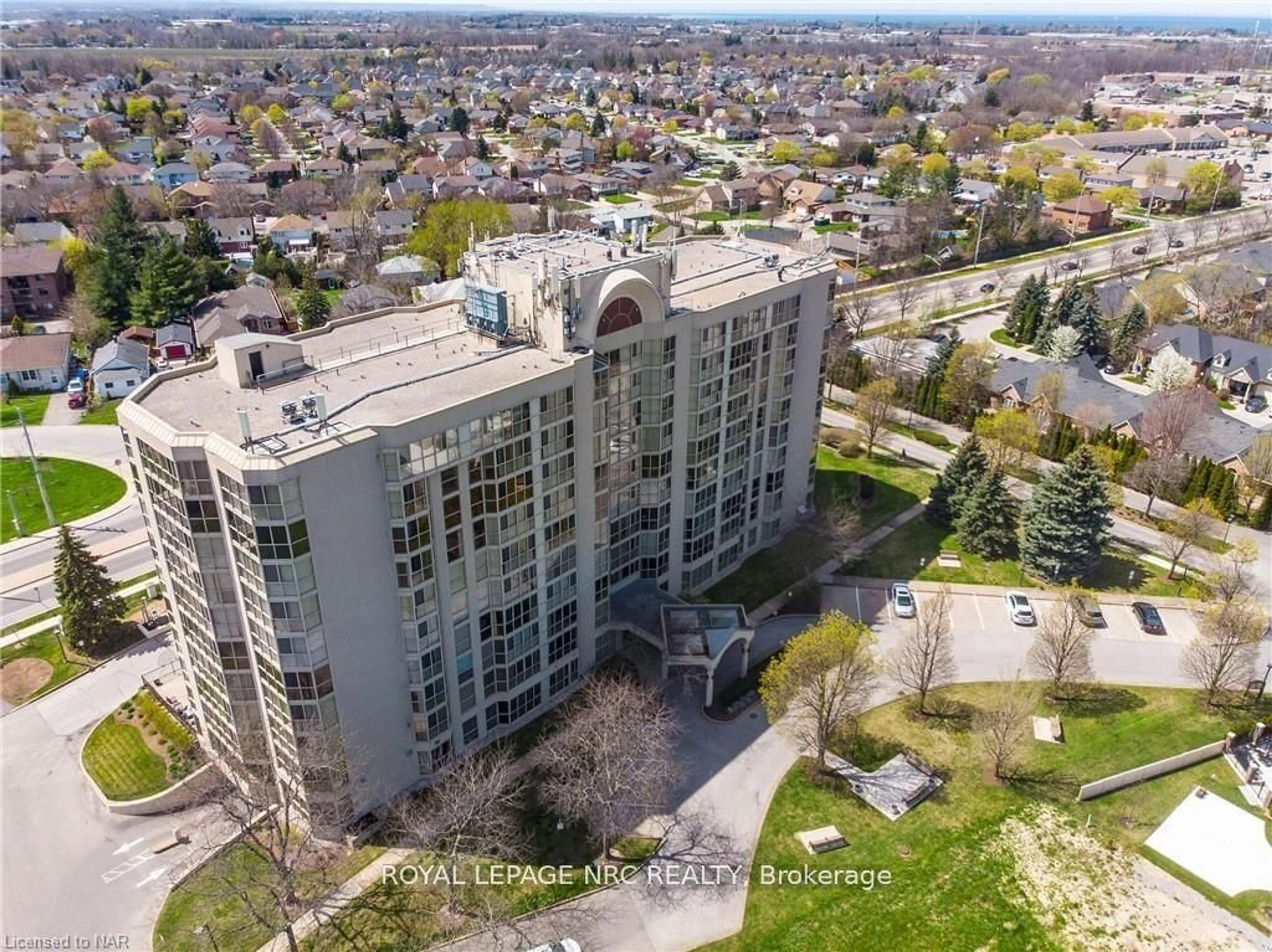 A pic from outside/outdoor area/front of a property/back of a property/a pic from drone, city buildings view from balcony for 162 Martindale Rd #301, St. Catharines Ontario L2S 3S4