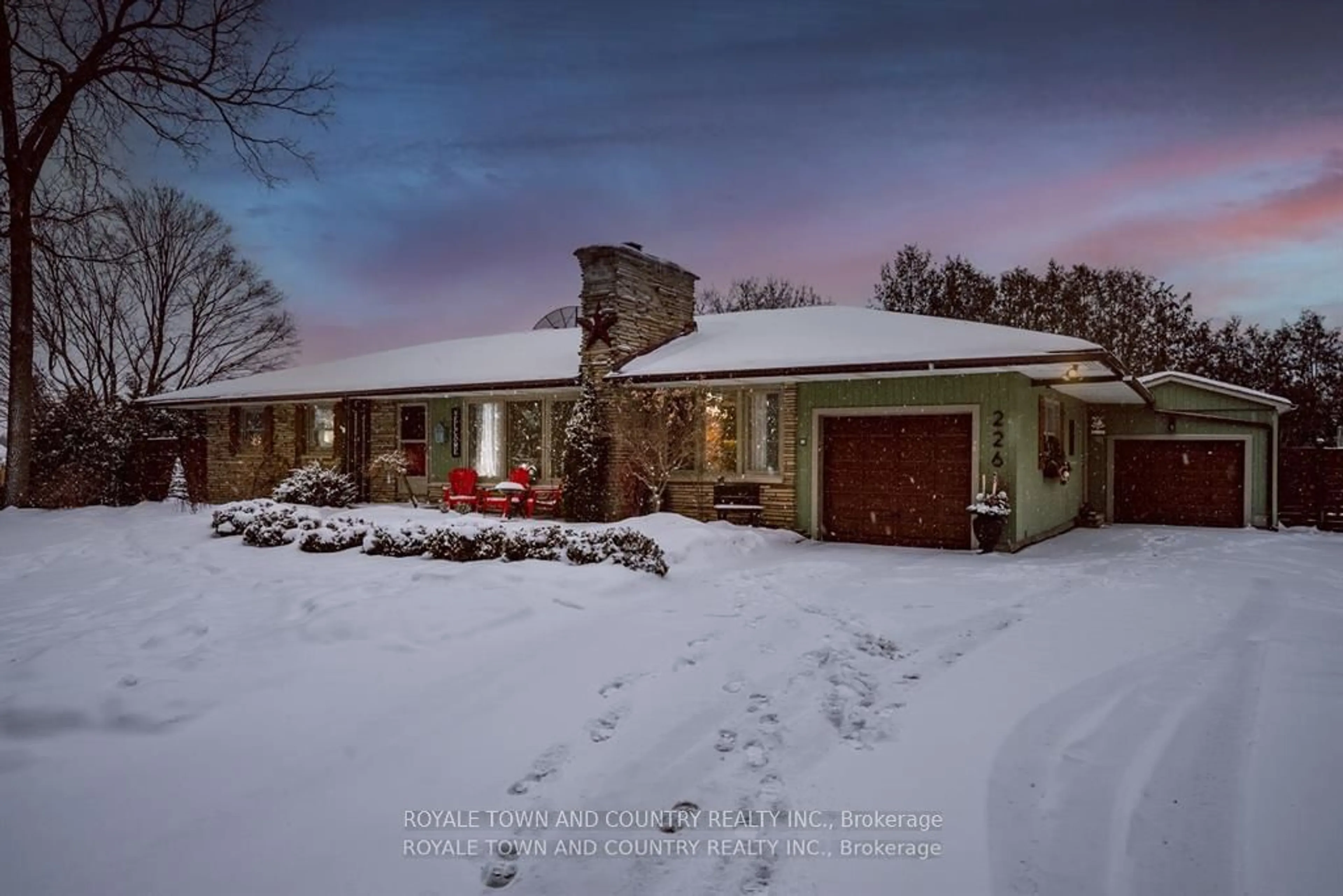 A pic from outside/outdoor area/front of a property/back of a property/a pic from drone, street for 226 Angeline St, Kawartha Lakes Ontario K9V 5E9