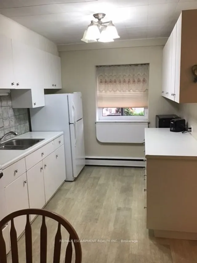 Additional property image - 9 Grant Blvd Unit 105