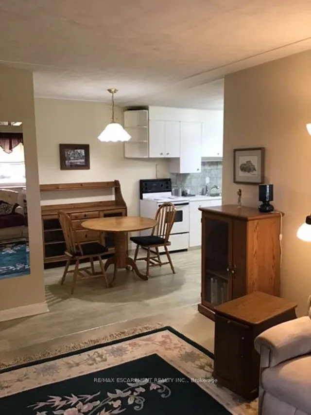 Additional property image - 9 Grant Blvd Unit 105