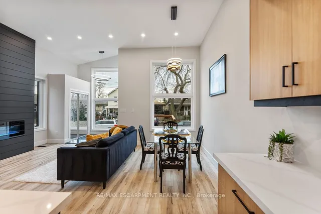 Additional property image - 209 Grenfell St