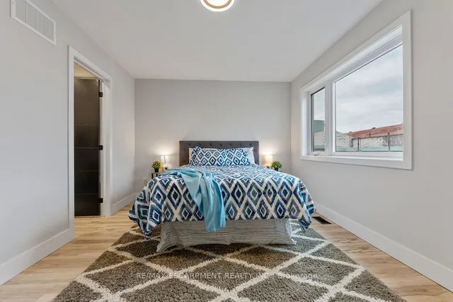 Additional property image - 209 Grenfell St
