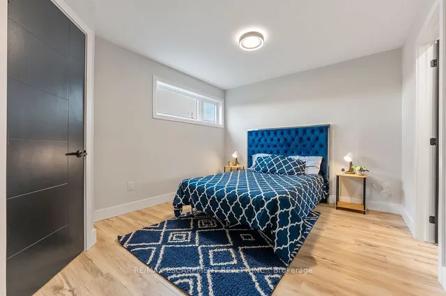 Additional property image - 209 Grenfell St