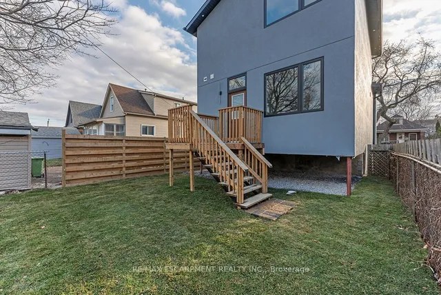Additional property image - 209 Grenfell St