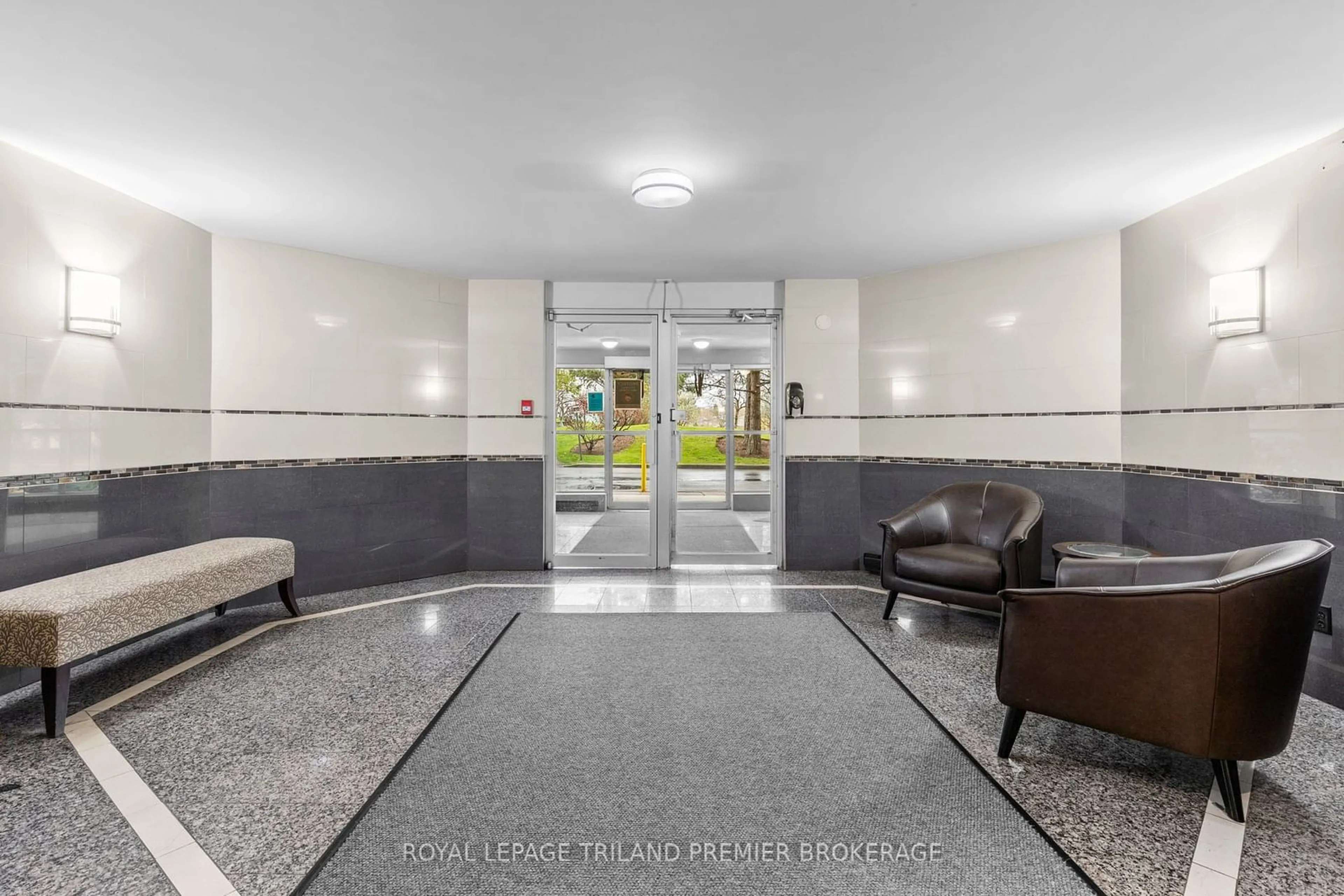 Lobby for 1105 Jalna Blvd #107, London Ontario N6E 2S9