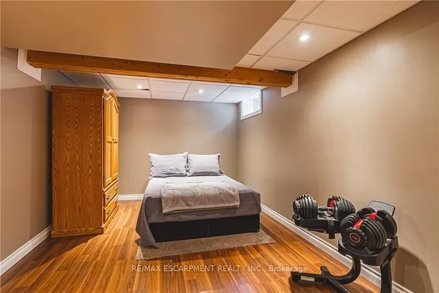 Additional property image - 153 Ravenbury Dr