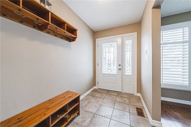 Additional property image - 153 Ravenbury Dr