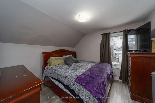 Additional property image - 96 Province St