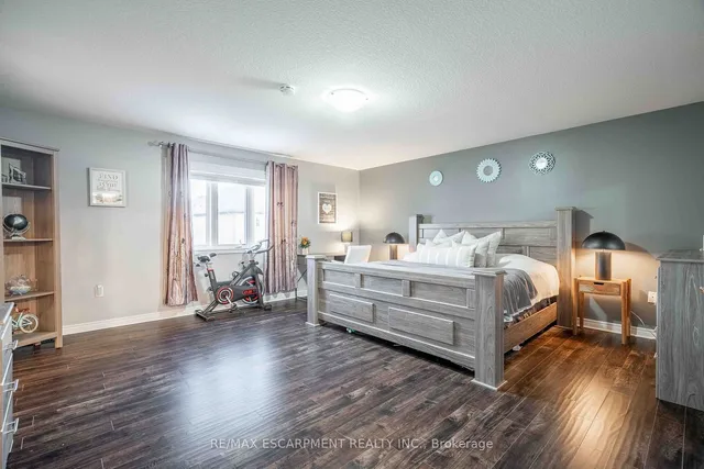 Additional property image - 16 Kinsman Dr