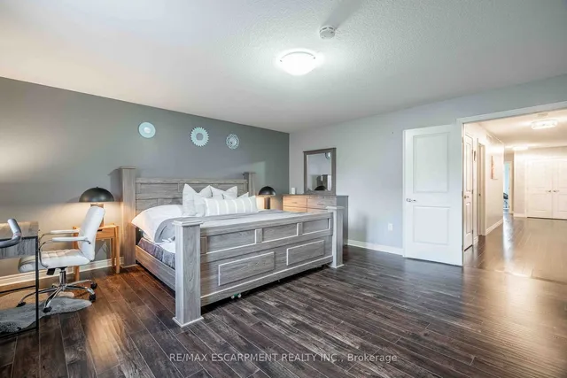 Additional property image - 16 Kinsman Dr