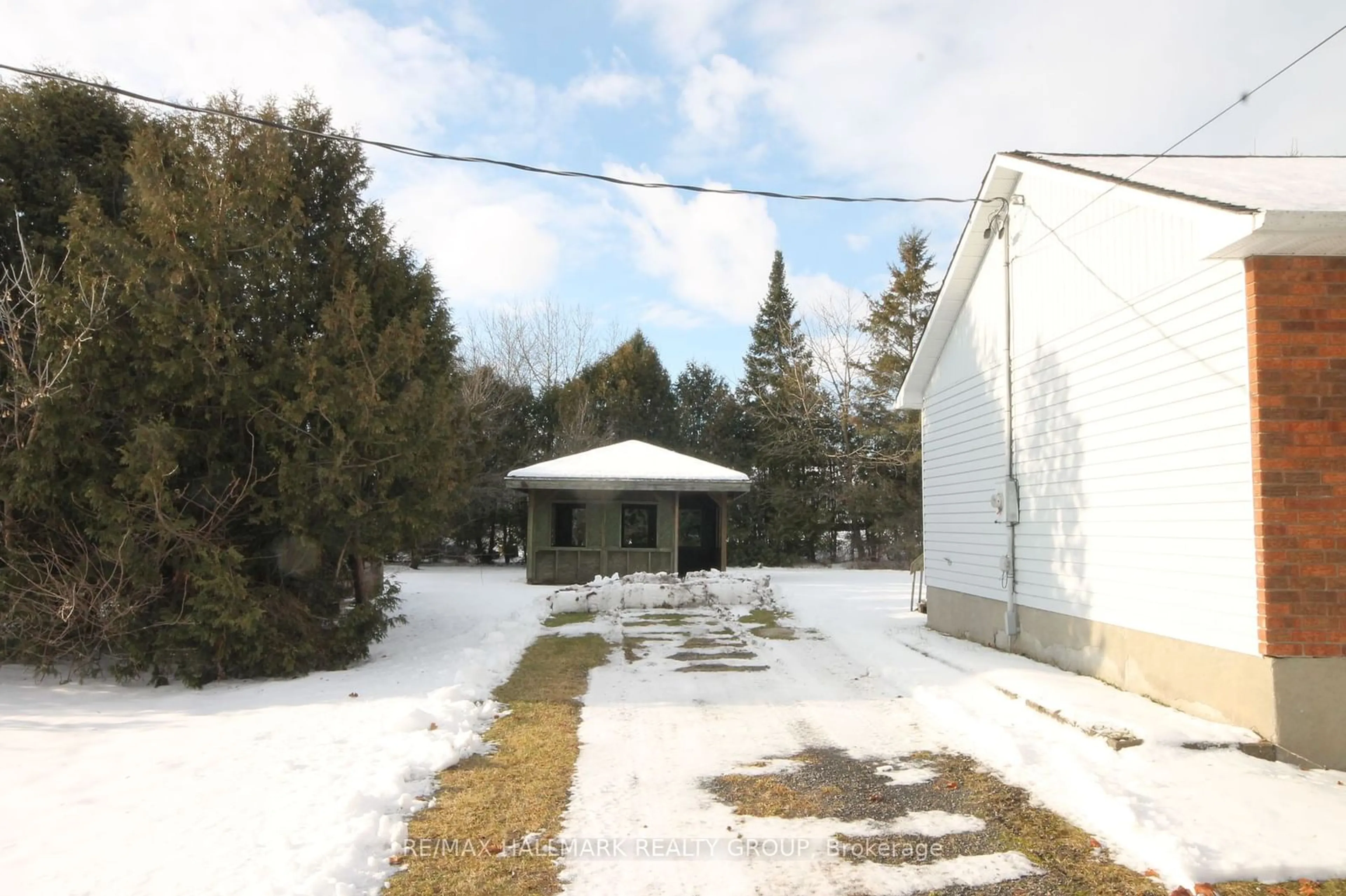 Shed for 30 Alyssa Dr, North Dundas Ontario K0A 2R0