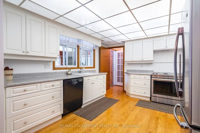 Additional property image - 802 Millgrove Sdrd