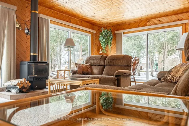 Additional property image - 802 Millgrove Sdrd