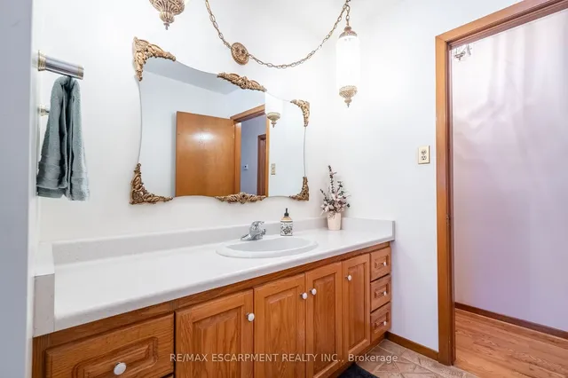 Additional property image - 802 Millgrove Sdrd