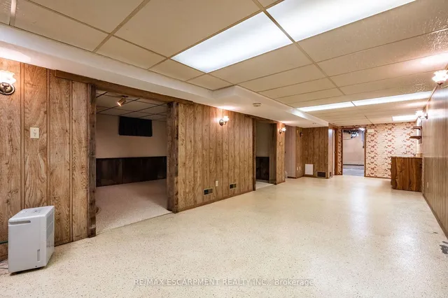 Additional property image - 802 Millgrove Sdrd